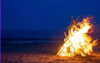 Winter Beach Bonfire Setup by PALS Outdoors at Turtle Beach Karachi.